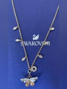 SWAROVSKI MAGNETIC TWO TONED BUTTERFLY NECKLACE IN GOLD / SILVER